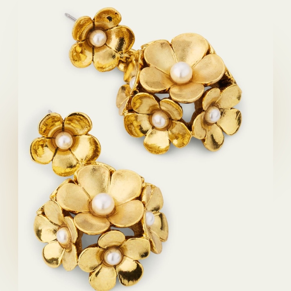 Oscar De La Renta Flower Drop Earrings